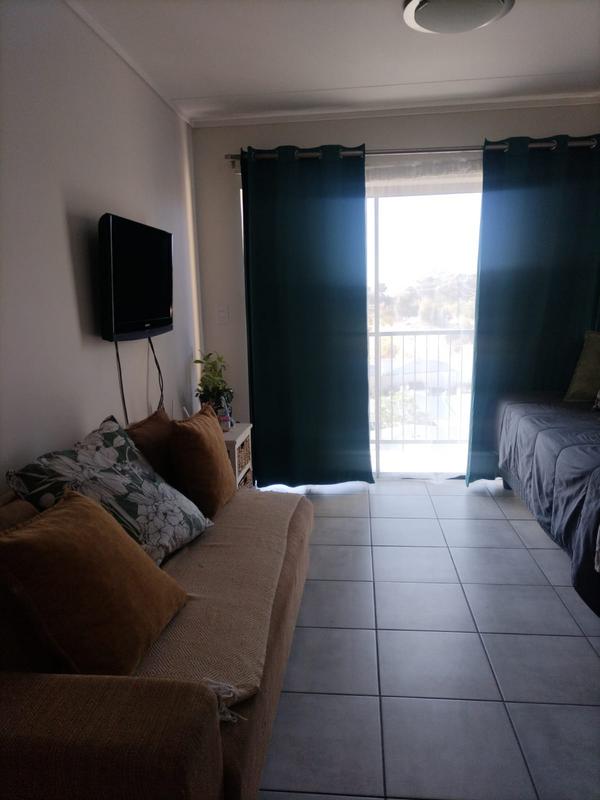 1 Bedroom Property for Sale in Gordons Bay Western Cape